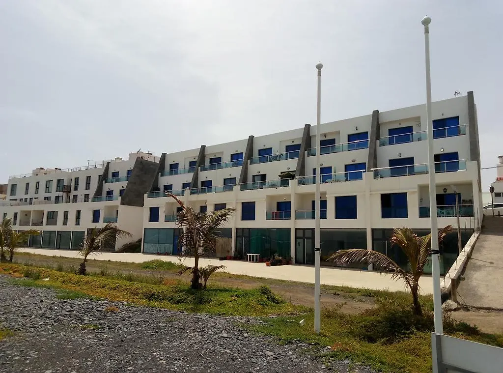 Apartamento Primera Linea De Playa contacts